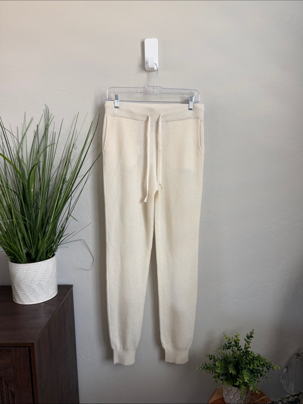 J.Crew Cashmere Waffle Knit Jogger Pants Ivory Xs Nwt
